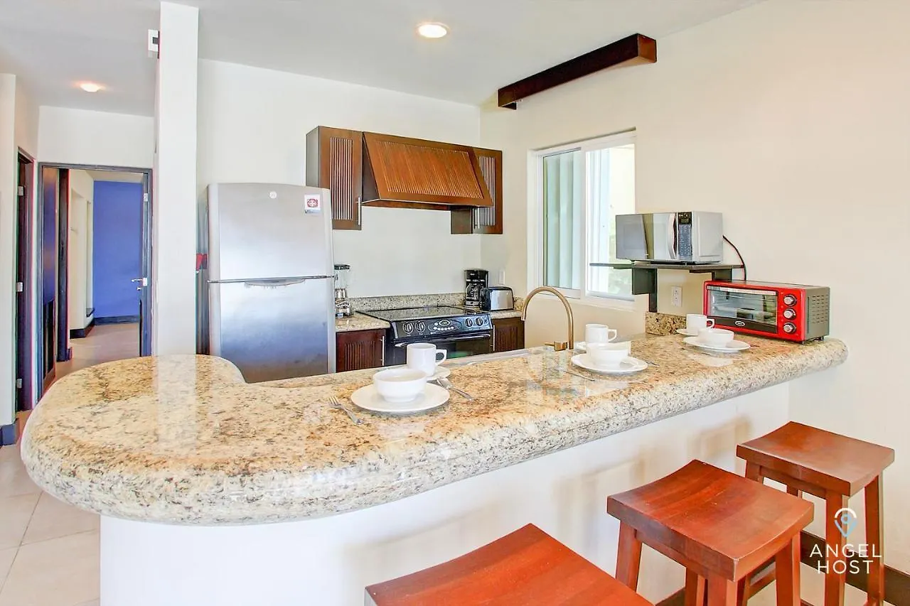 Fabulous Playa Getaway At 38Th And Beach Plus 2 Pools Onsite Playa del Carmen