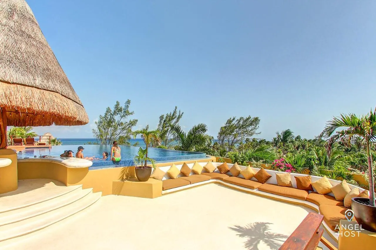 Fabulous Playa Getaway At 38Th And Beach Plus 2 Pools Onsite Playa del Carmen Apartment